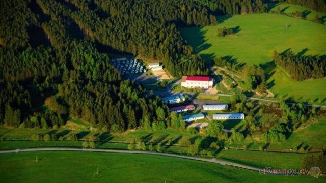 Cyklocamp Pod Landstejnem Hotel Stare Mesto  ภายนอก รูปภาพ