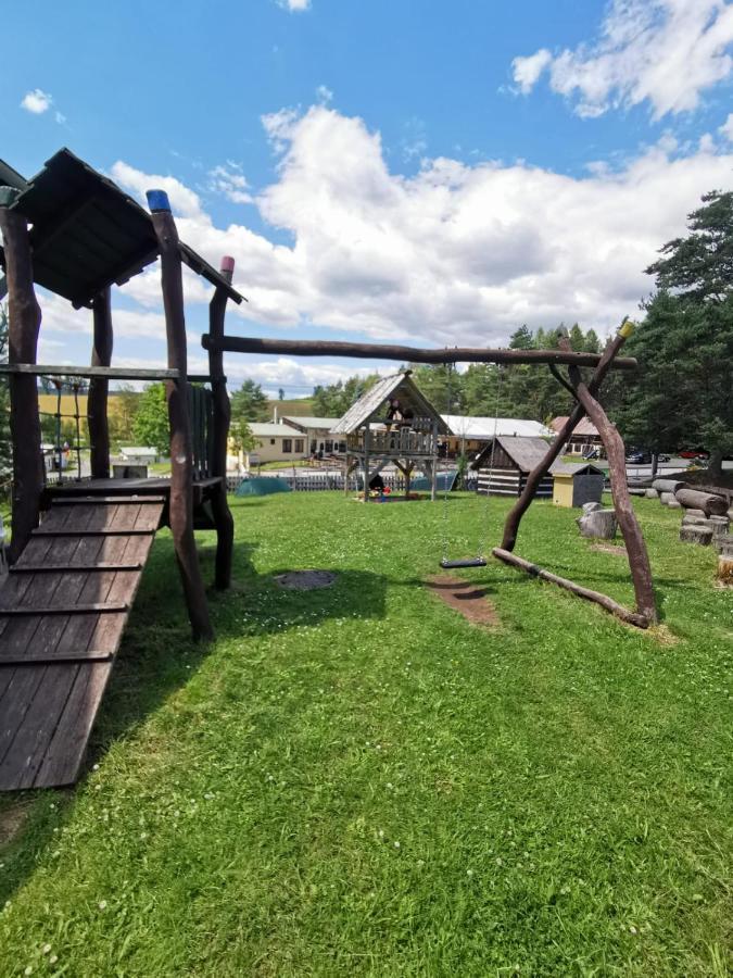 Cyklocamp Pod Landstejnem Hotel Stare Mesto  ภายนอก รูปภาพ